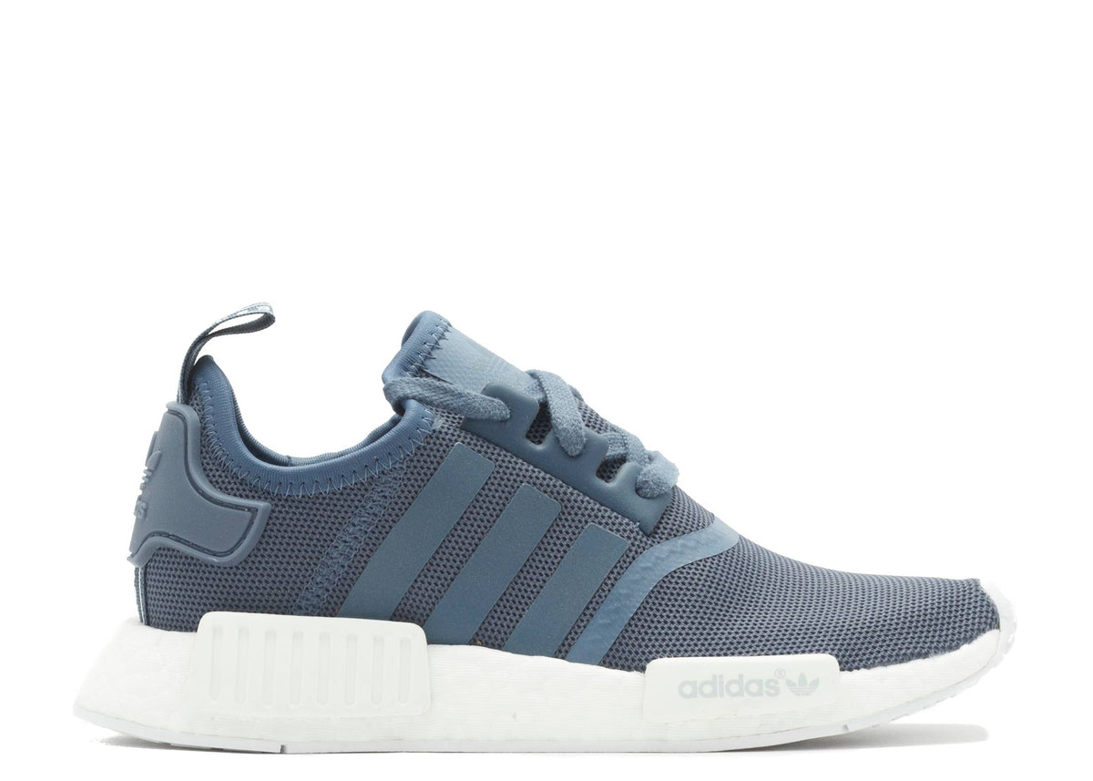 Light blue shop adidas nmd