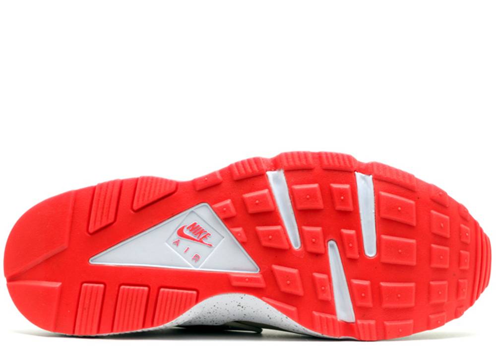 Nike Air Huarache 'Laser Crimson'