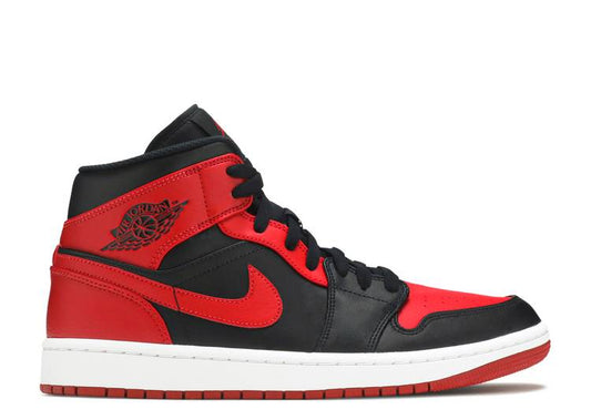 Nike Air Jordan 1 Mid ‘Banned Bred 2020’