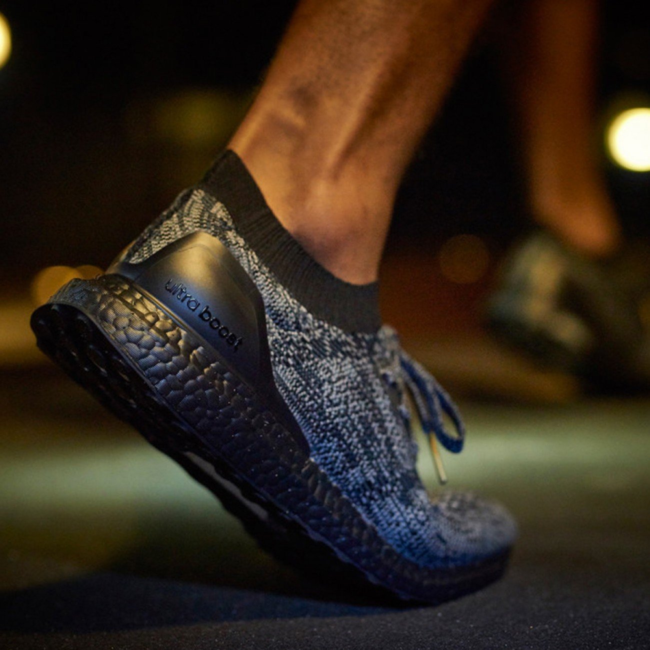 Ultra boost top uncaged triple black