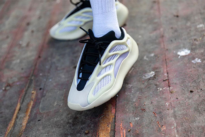 Adidas Yeezy 700 V3 'Azael'